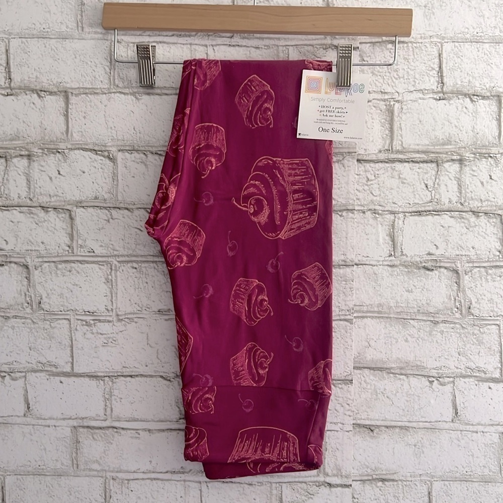 NEW!!! Pink Cupcake Sweet Treat Leggings One Size LuLaRoe OS